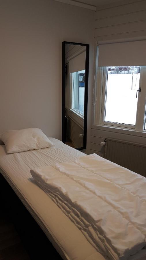 Karlskoga Folkhoegskola Vandrarhem Udden Экстерьер фото